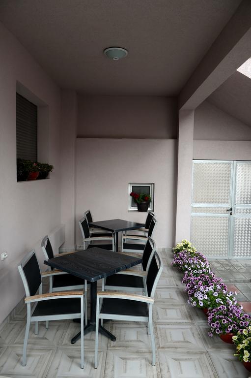 Guesthouse Dokic Leskovac  Esterno foto